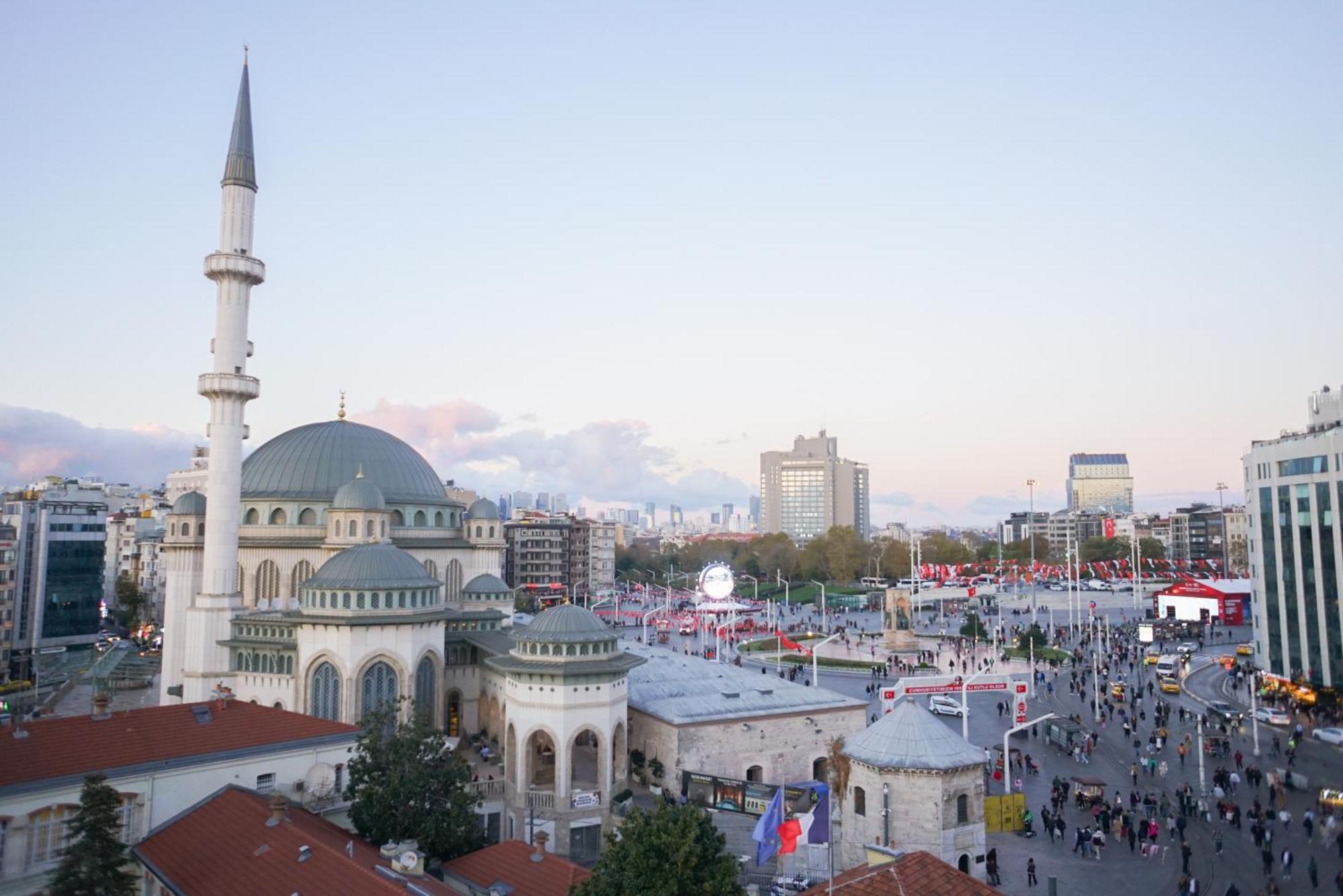 Triada Hotel Taksim - Special Category Istanbul Exterior photo